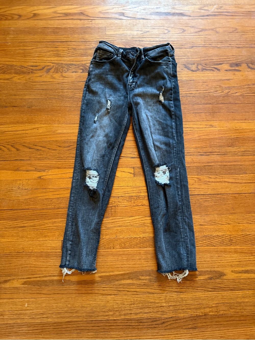 Women's Distressed Black Risen Skinny Jeans - Size 27/5